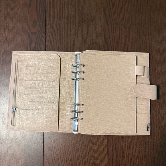 Moterm Versa 3.0 Rings Planner Taupe - Picture 7 of 11